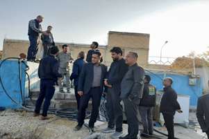 تضمین سلامت تولید و حفظ محیط زیست؛ رئیس شبکه بهداشت و درمان بیضا به همراه جمعی از مسئولین شهرستان سیستم تصفیه فاضلاب شرکت صنایع غذایی لیموندیس را پایش کردند